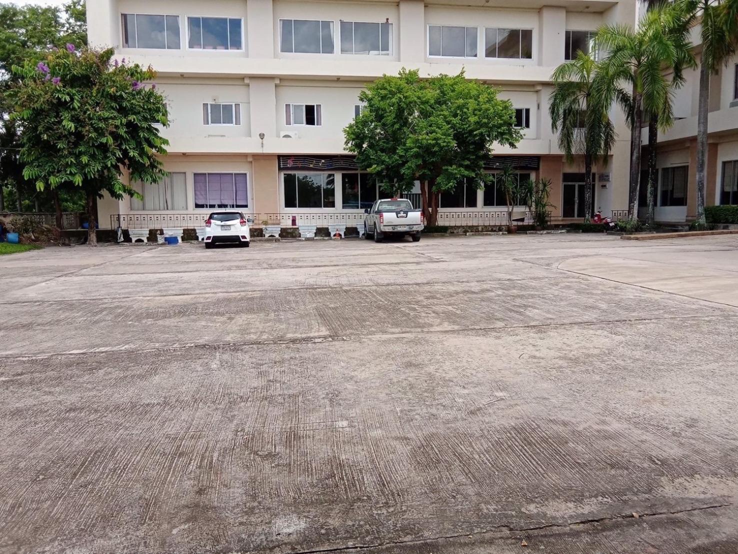 Kp Hotel Udonthani Kumphawapi Экстерьер фото