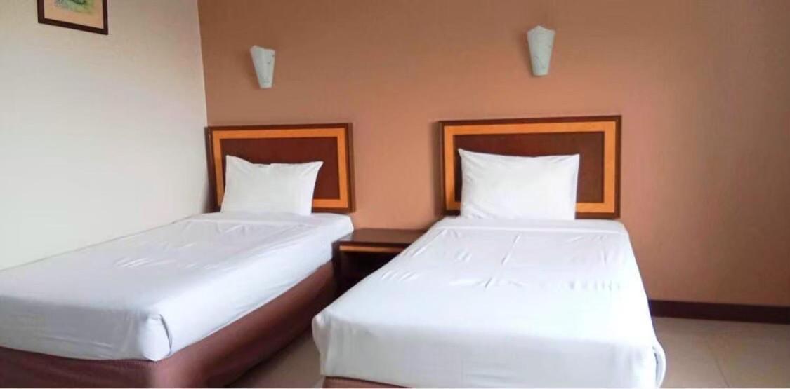 Kp Hotel Udonthani Kumphawapi Экстерьер фото