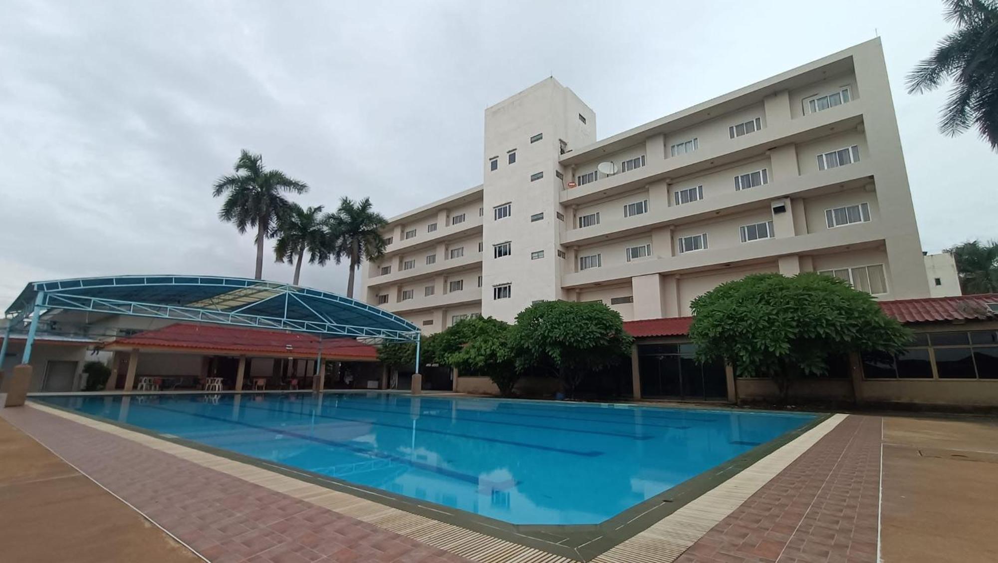 Kp Hotel Udonthani Kumphawapi Экстерьер фото